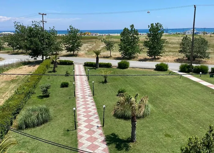 Oasis 3* Paralía