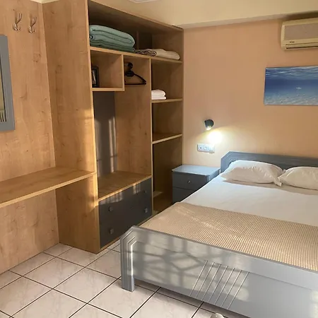 Oasis Aparthotel